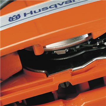 Бензопила Husqvarna 61 - регулируемый масляный насос